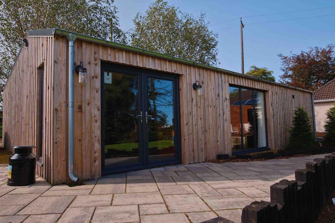 The Cabin - Luxury Country Living Cullybackey Exterior foto